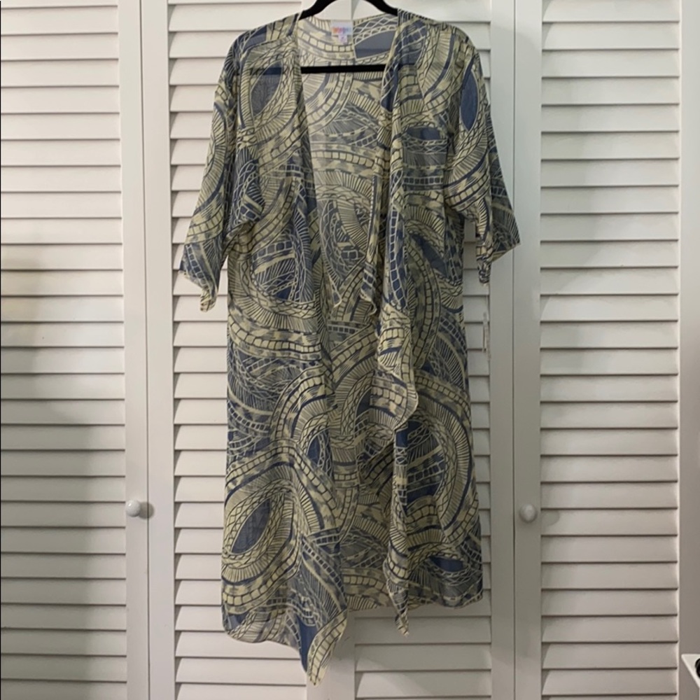 Lularoe Shirley NEW